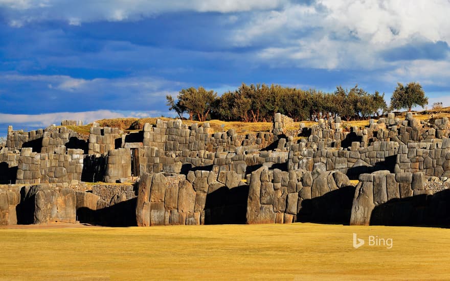 Inca fortress of Sacsayhuamán near Cusco, Peru